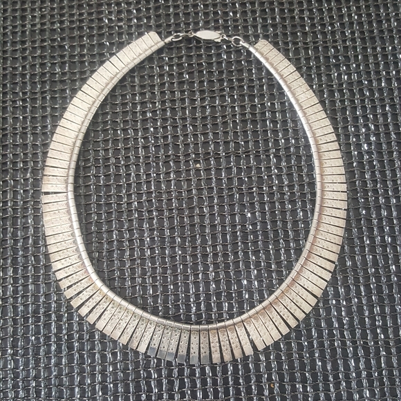 Silver-tone Fringe choker necklace - Picture 2 of 3